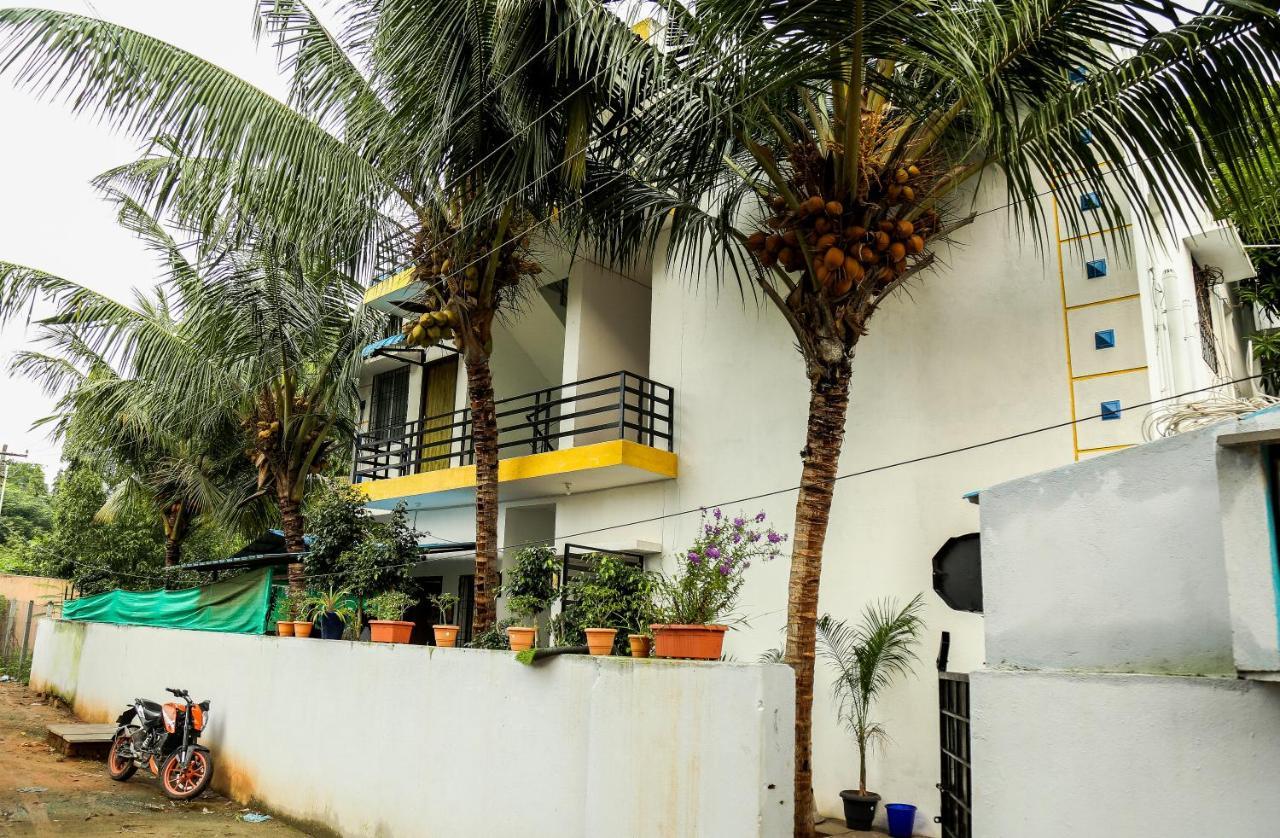 Hotel The Club House- Swimming Pool That'S Better Than The Beach à Pondichéry Extérieur photo