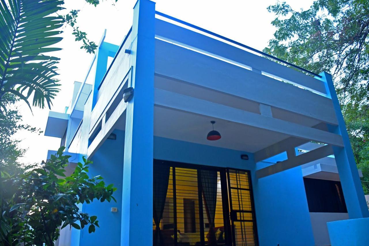 Hotel The Club House- Swimming Pool That'S Better Than The Beach à Pondichéry Extérieur photo
